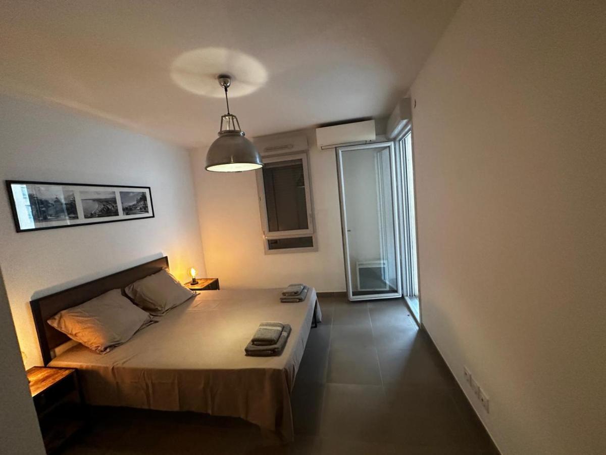 Superbe Appartement Terrasse 2P A 5 Min A Pied Du Vieux Nice, Du Port Et Du Tram Zewnętrze zdjęcie