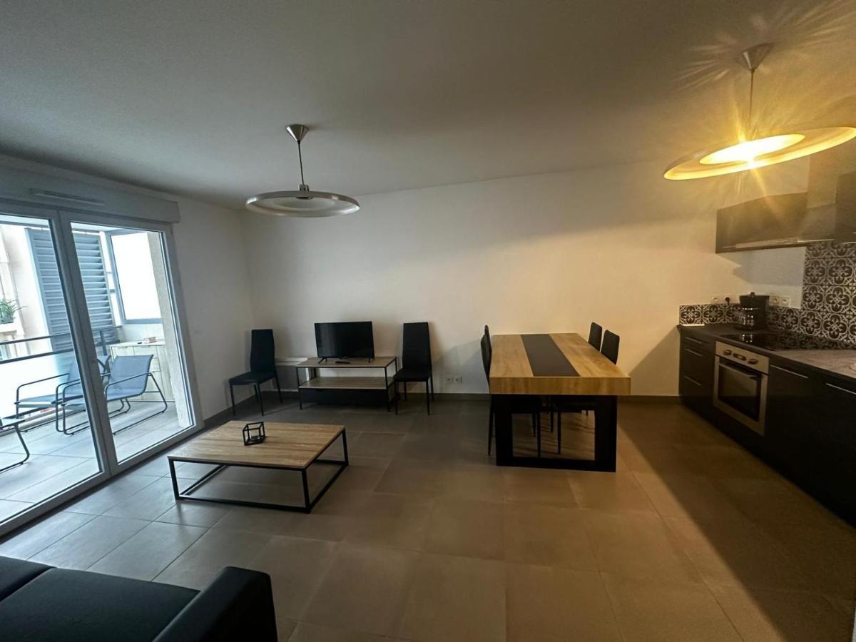 Superbe Appartement Terrasse 2P A 5 Min A Pied Du Vieux Nice, Du Port Et Du Tram Zewnętrze zdjęcie